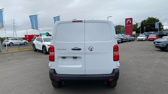 Vauxhall Vivaro L1 Diesel 1.5 Turbo D 120 Prime H1 Van - Image 13